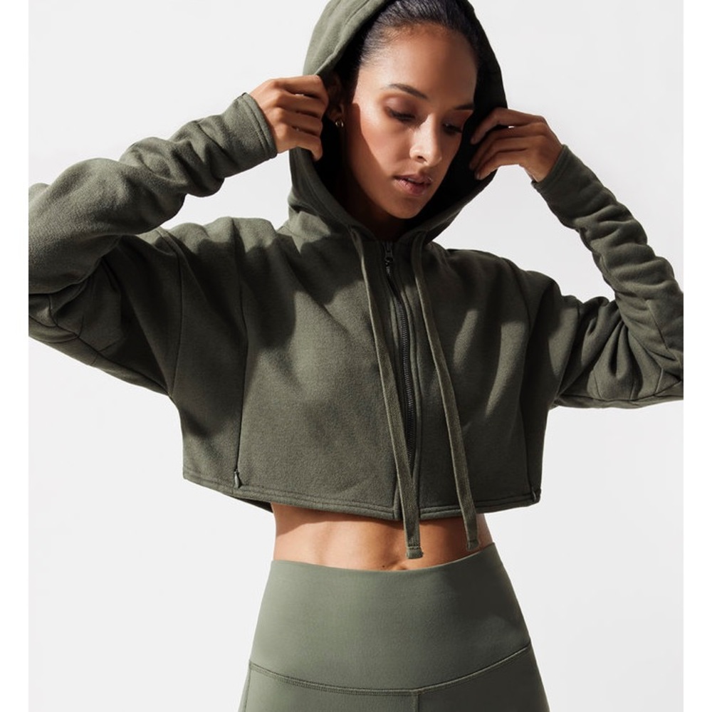 Alo yoga extreme crop jacket